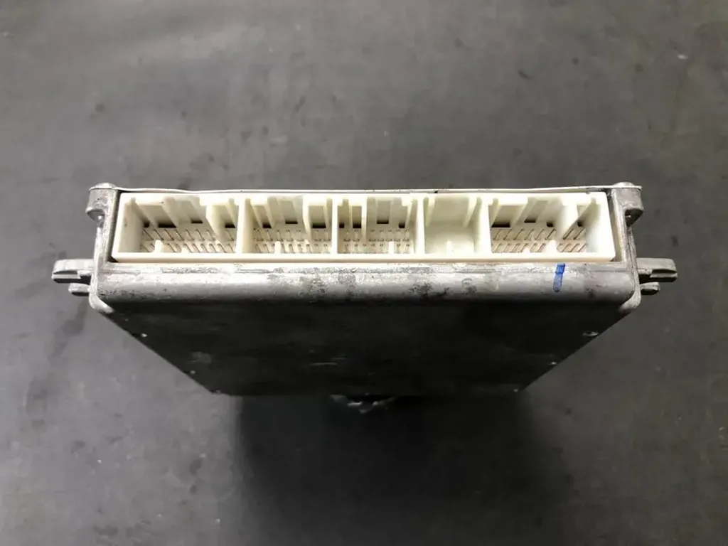 4F 37820-RLC-901 (3)