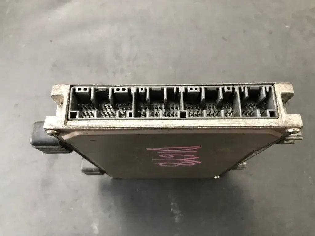 J9 37820-PBA-H71 (4)