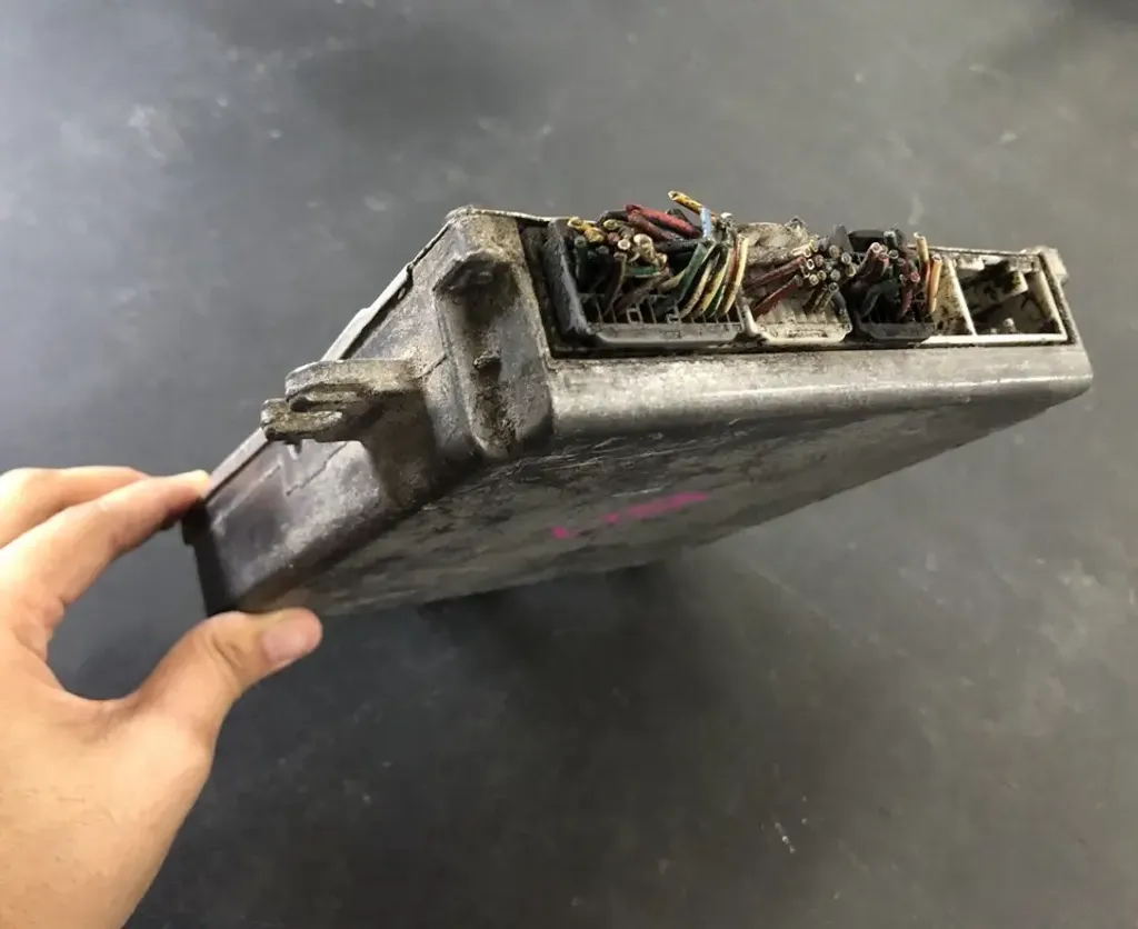 TB 37820-PWA-J62 (4)