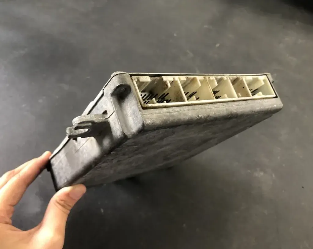 HR 37820-PYD-903 (4)