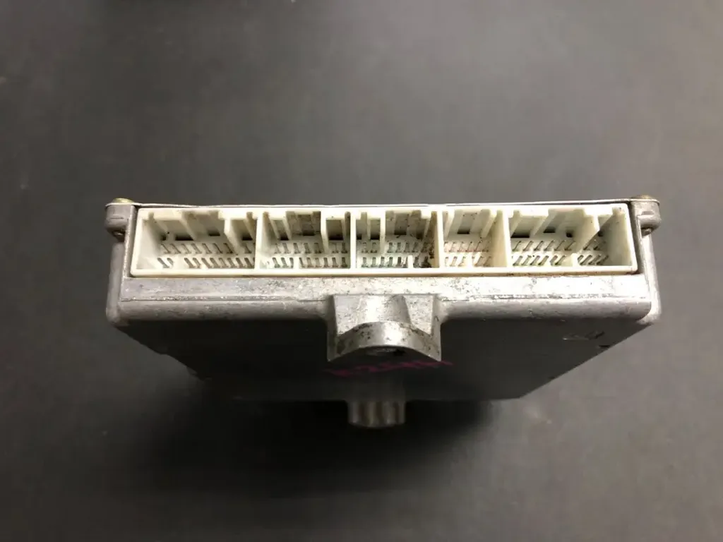 US 37820-RFE-912 (3)