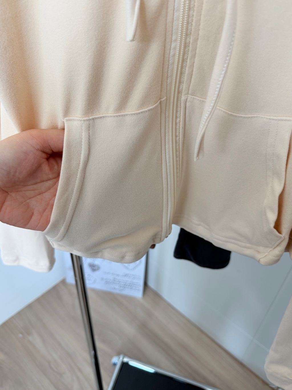 image_0B9FA719-D093-4544-97C3-FB0DCDD5568F_1775068216