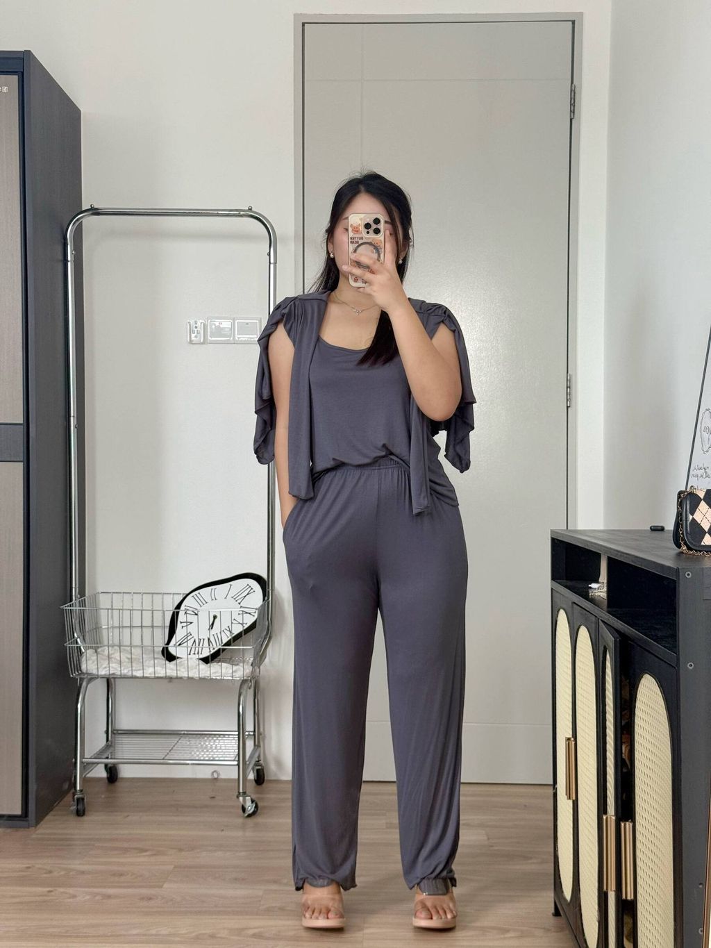 photo_6246645013224213352_w