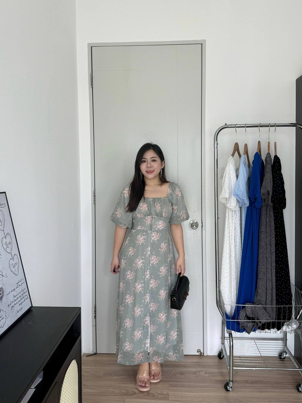 photo_6271334924786797399_w