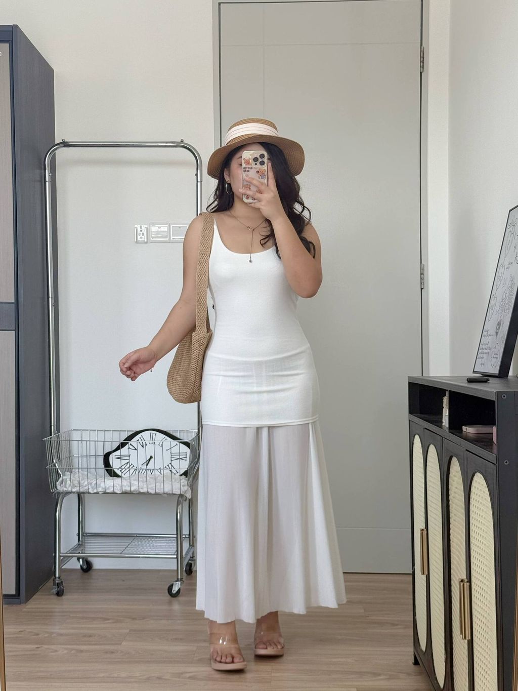 photo_6192664068951755709_w