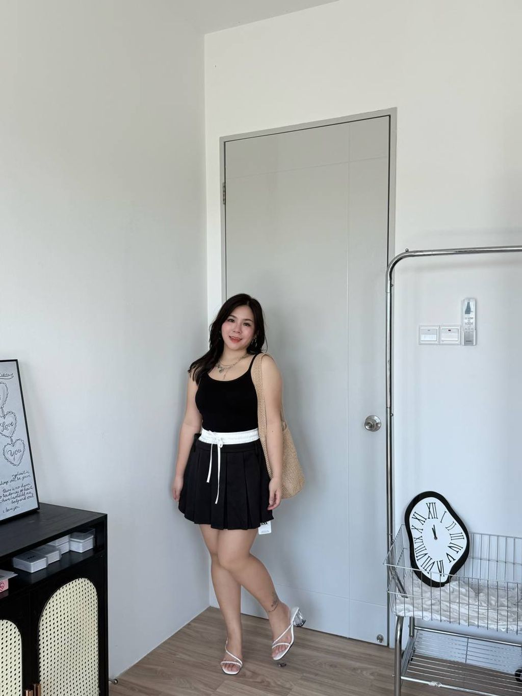 photo_6100458182032868788_y