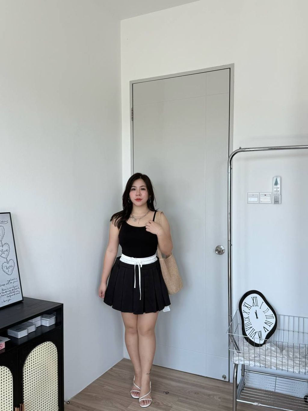 photo_6100458182032868789_y