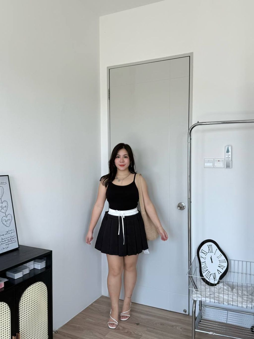 photo_6100458182032868790_y