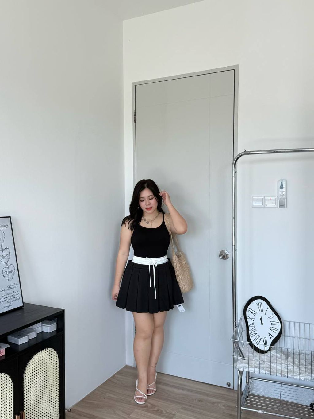 photo_6100458182032868786_y