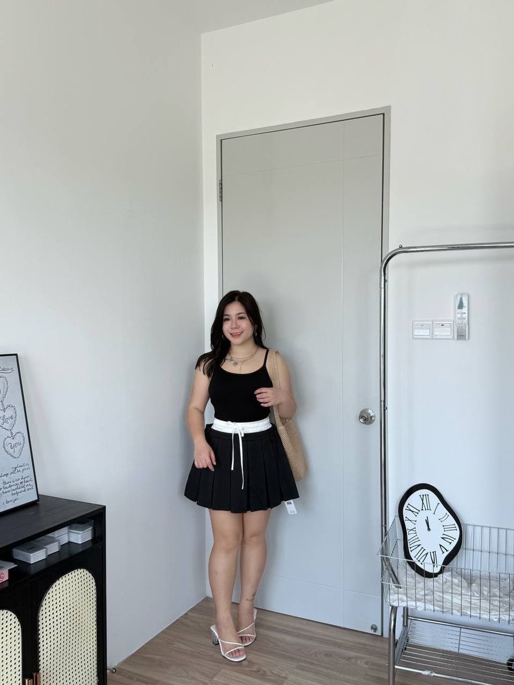 photo_6100458182032868787_y