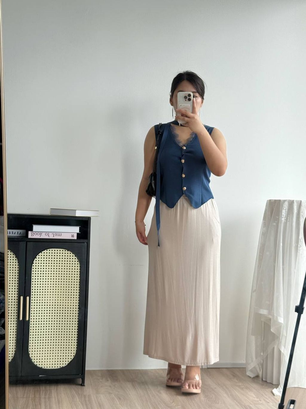 photo_6161366354502995072_y