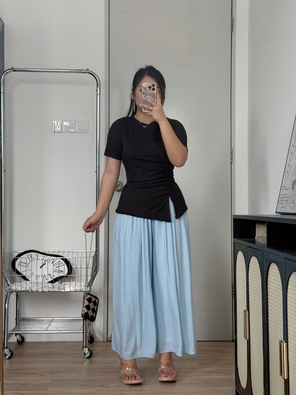 photo_6271334924786797539_w