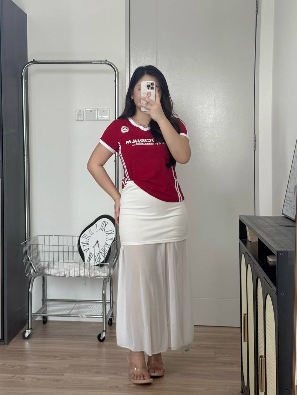 photo_6134129303999335010_y