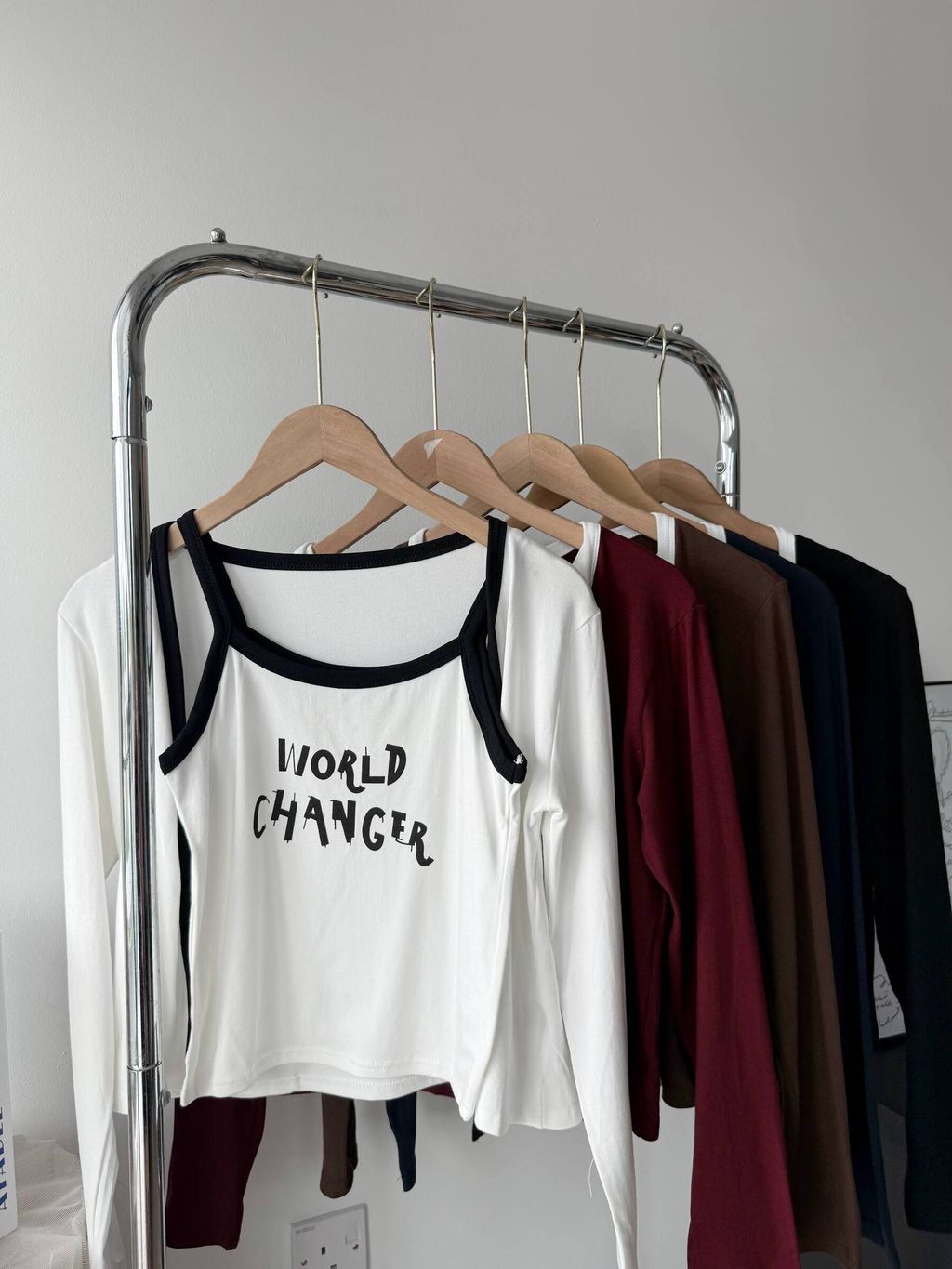 photo_6217685049474665100_w