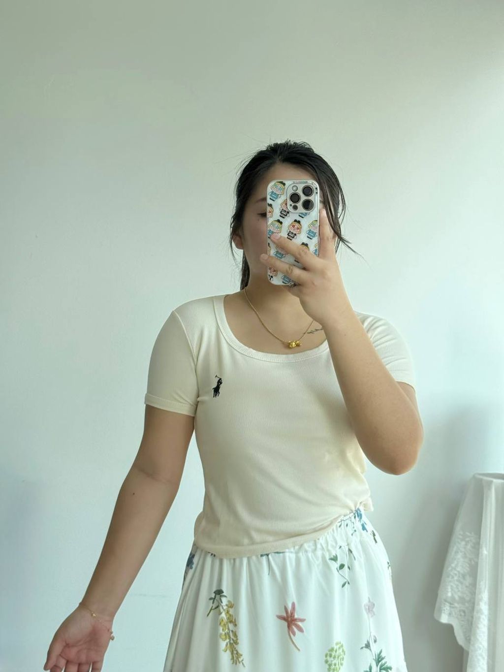 photo_6060079661179848334_y