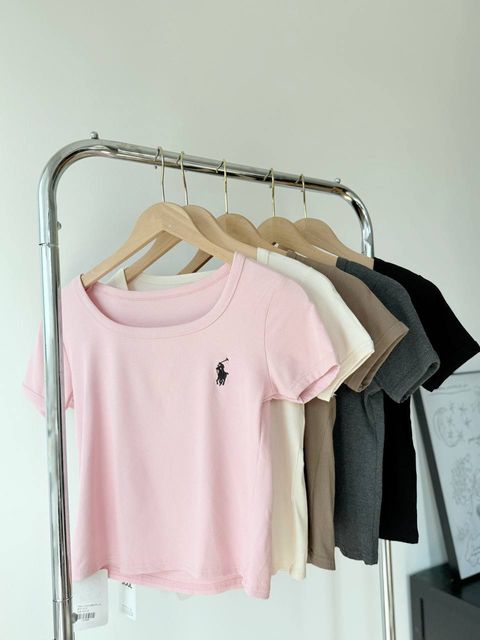 photo_6060079661179848343_y