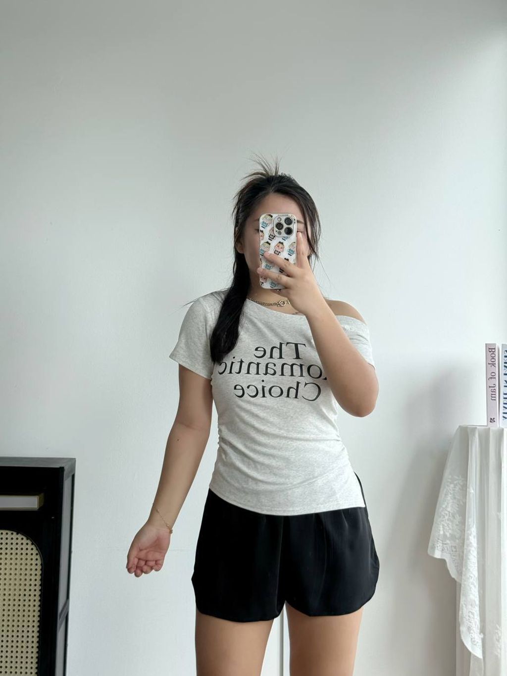 photo_6060079661179848141_y