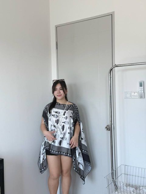 photo_6161366354502995190_y