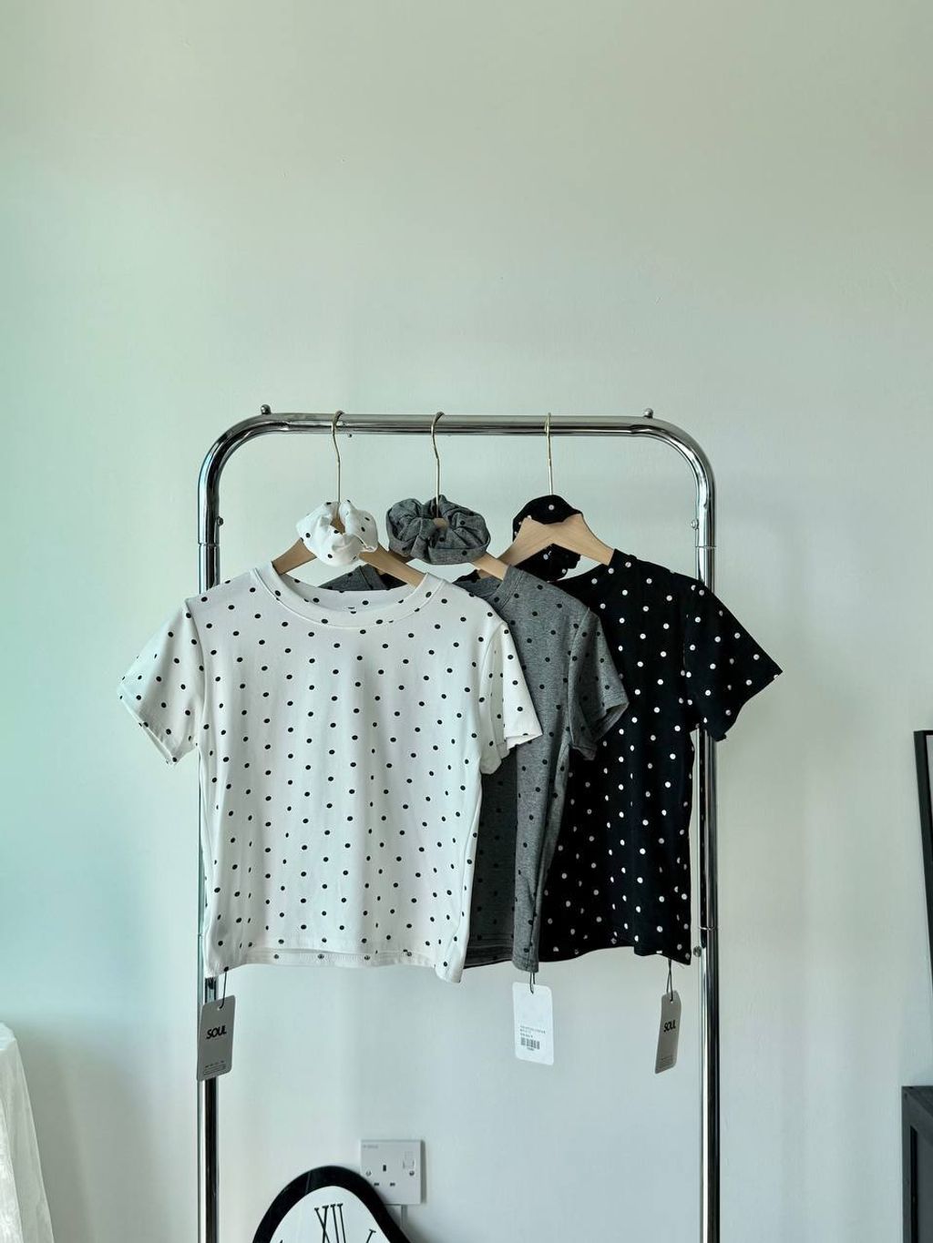 photo_6161366354502995375_y