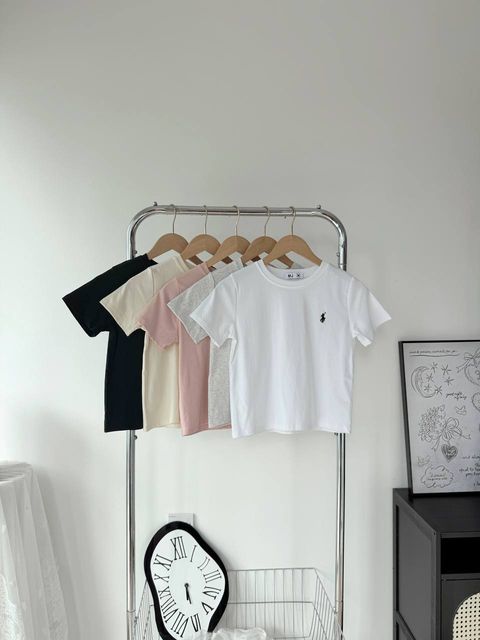 photo_6278220066596177586_y