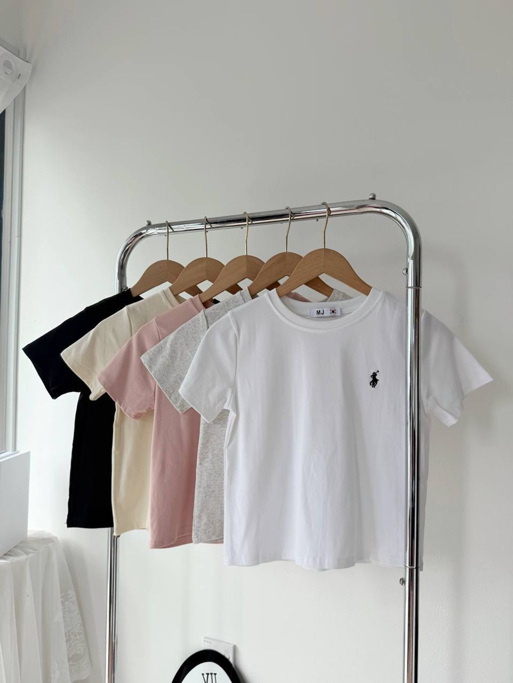 photo_6278220066596177585_y