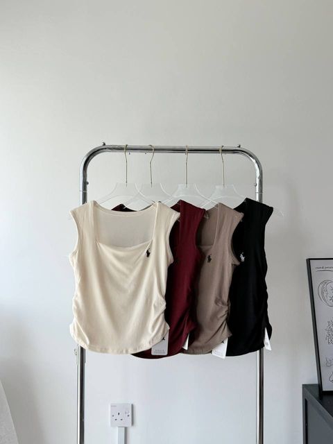 photo_6321010980385047363_y