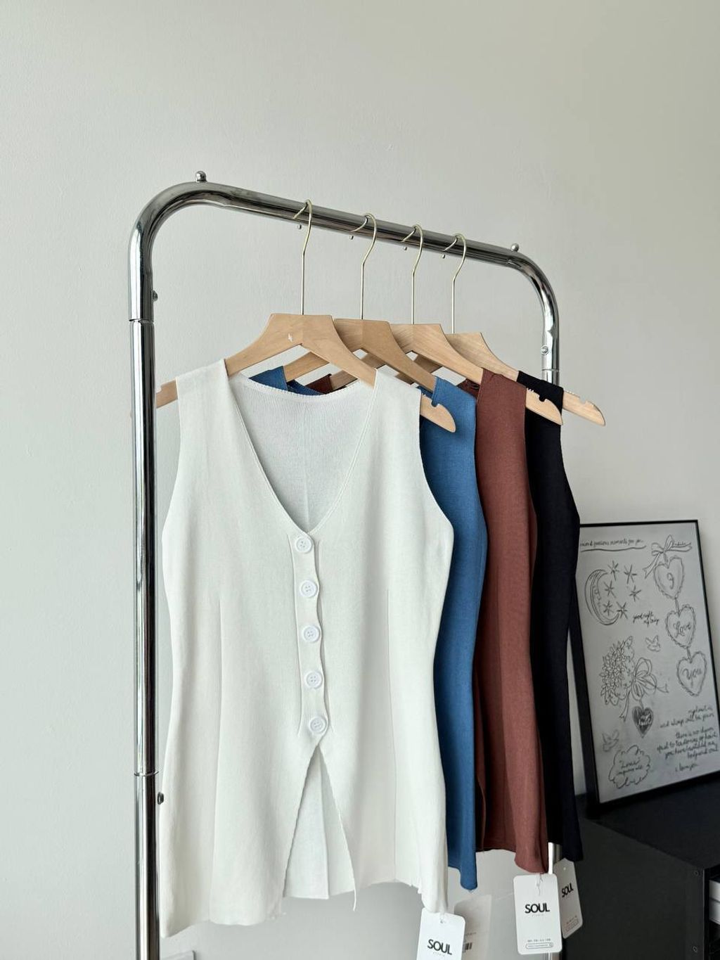 photo_6116426312093647783_y