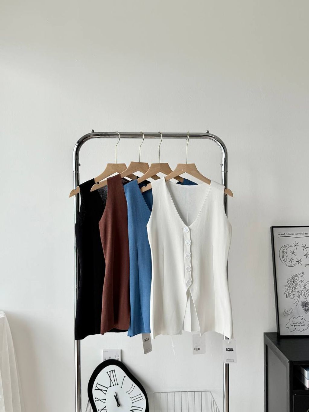 photo_6116426312093647785_y