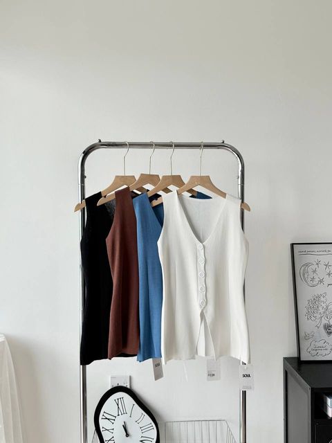 photo_6116426312093647785_y