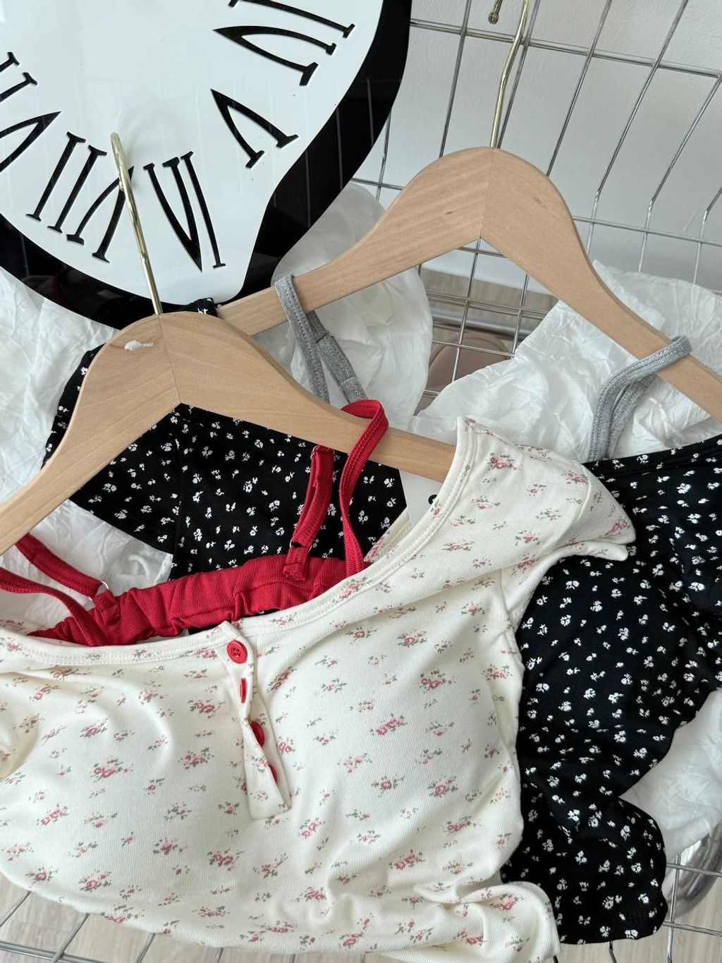 photo_6136368283335638688_y