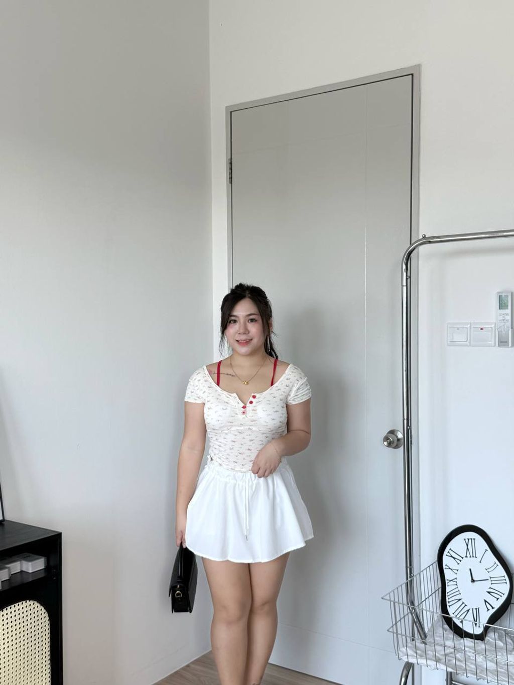 photo_6136368283335638557_y