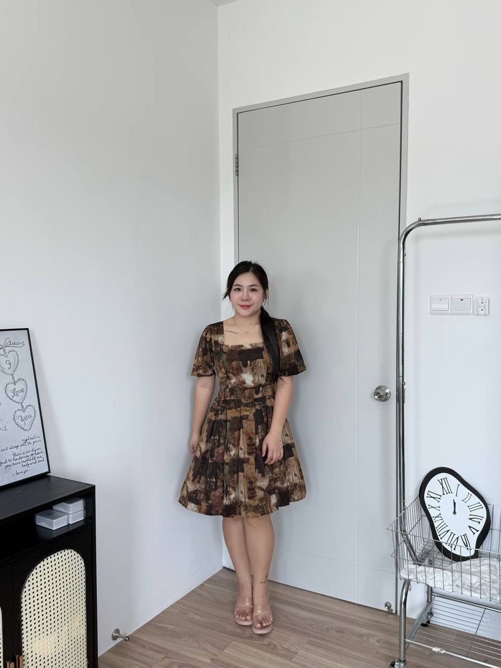 photo_6060079661179848196_y