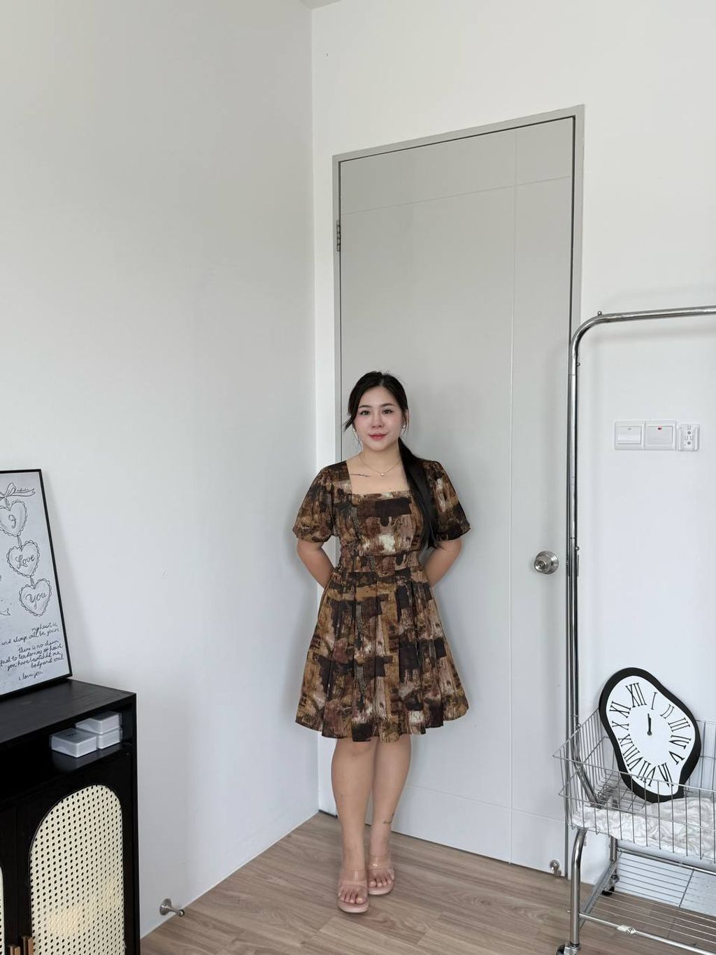 photo_6060079661179848201_y