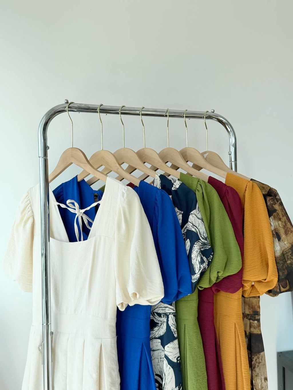 photo_6060079661179848174_y