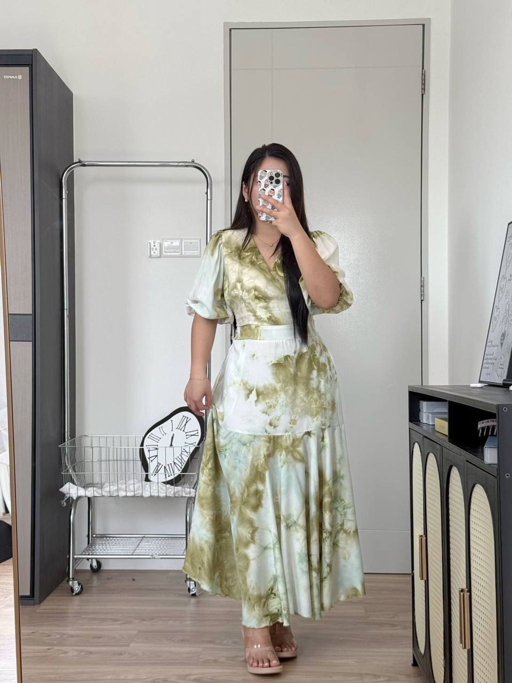 photo_6060079661179848226_y