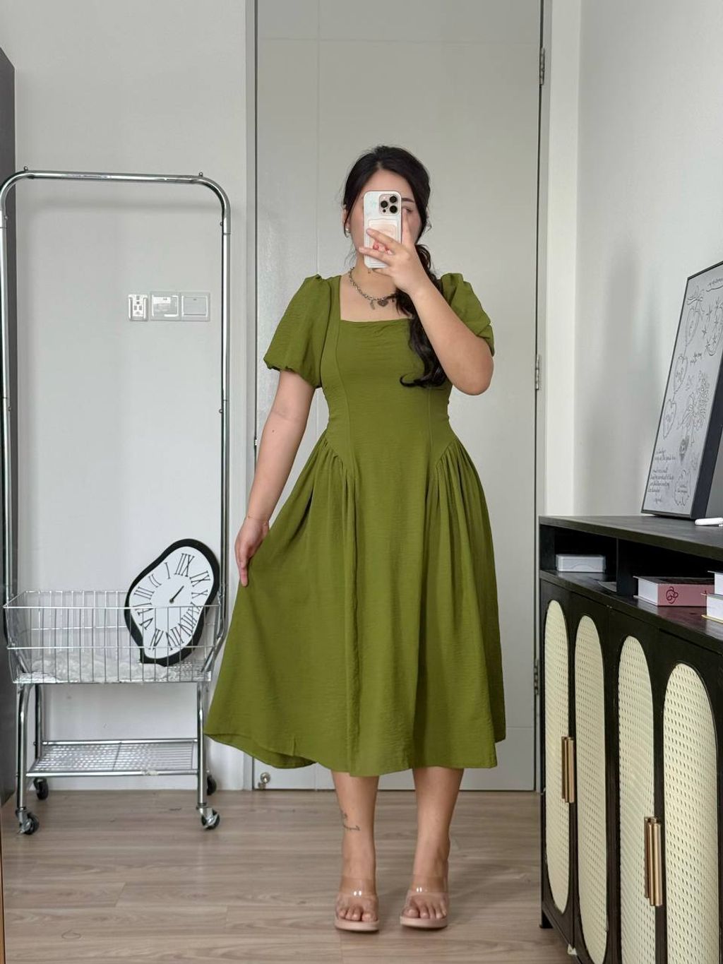 photo_6079913669828920152_y