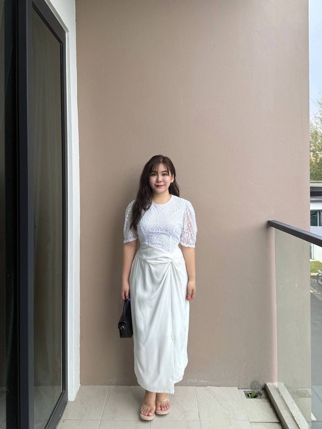 photo_6086699864189242558_w