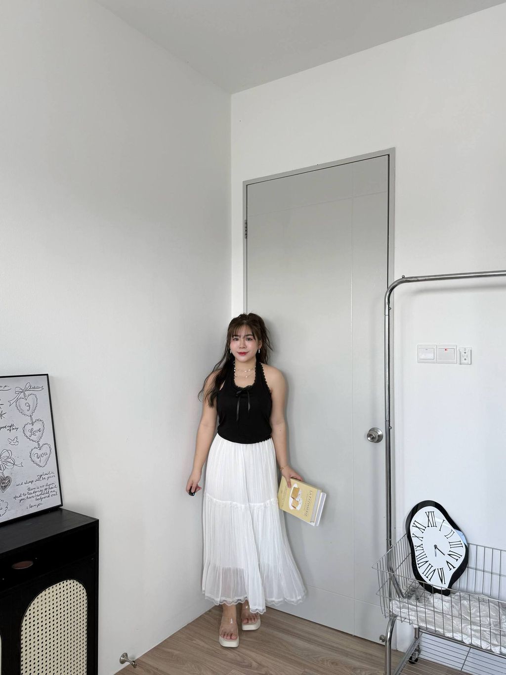 photo_6086699864189242599_w