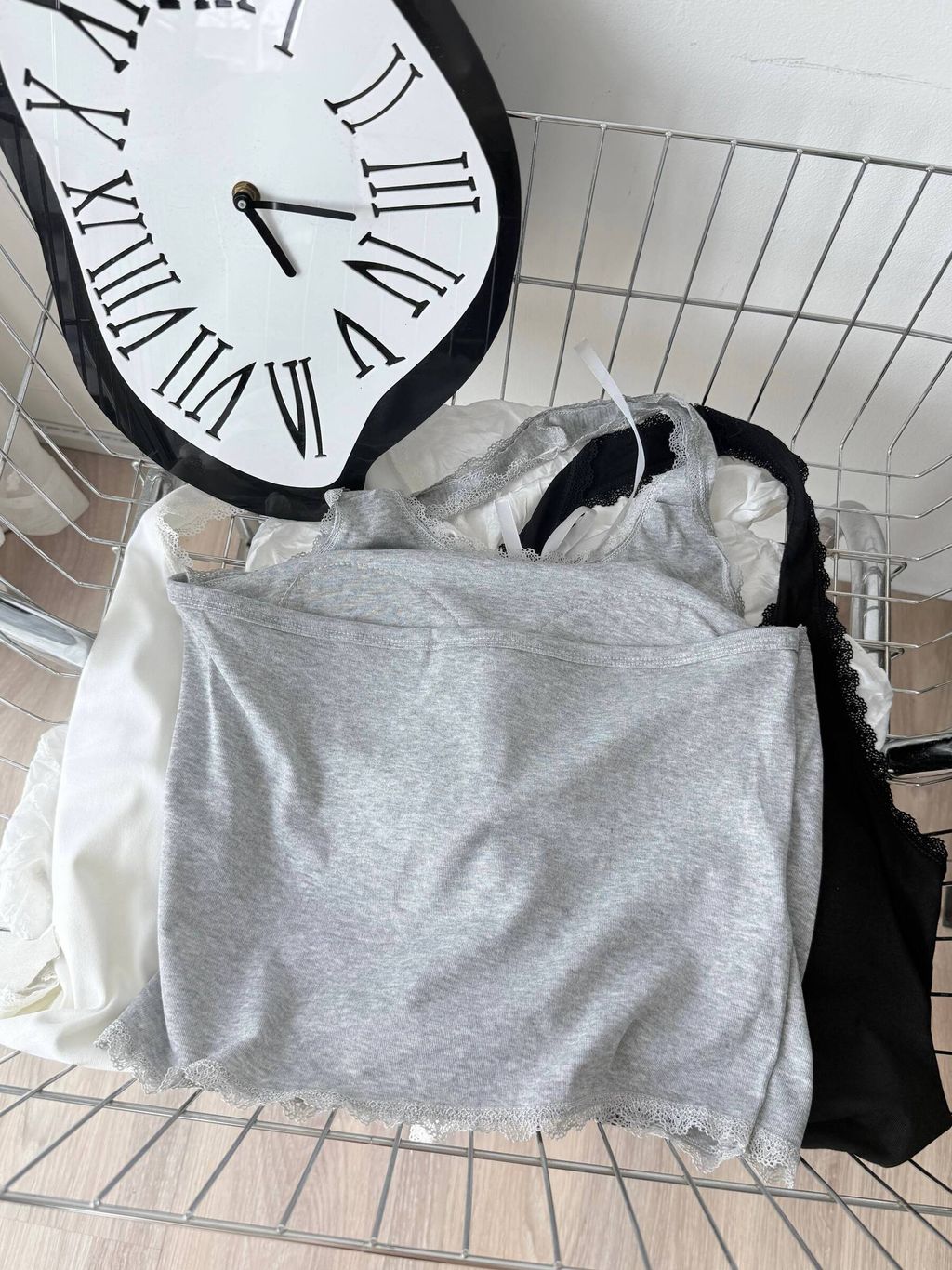 photo_6086699864189242591_w