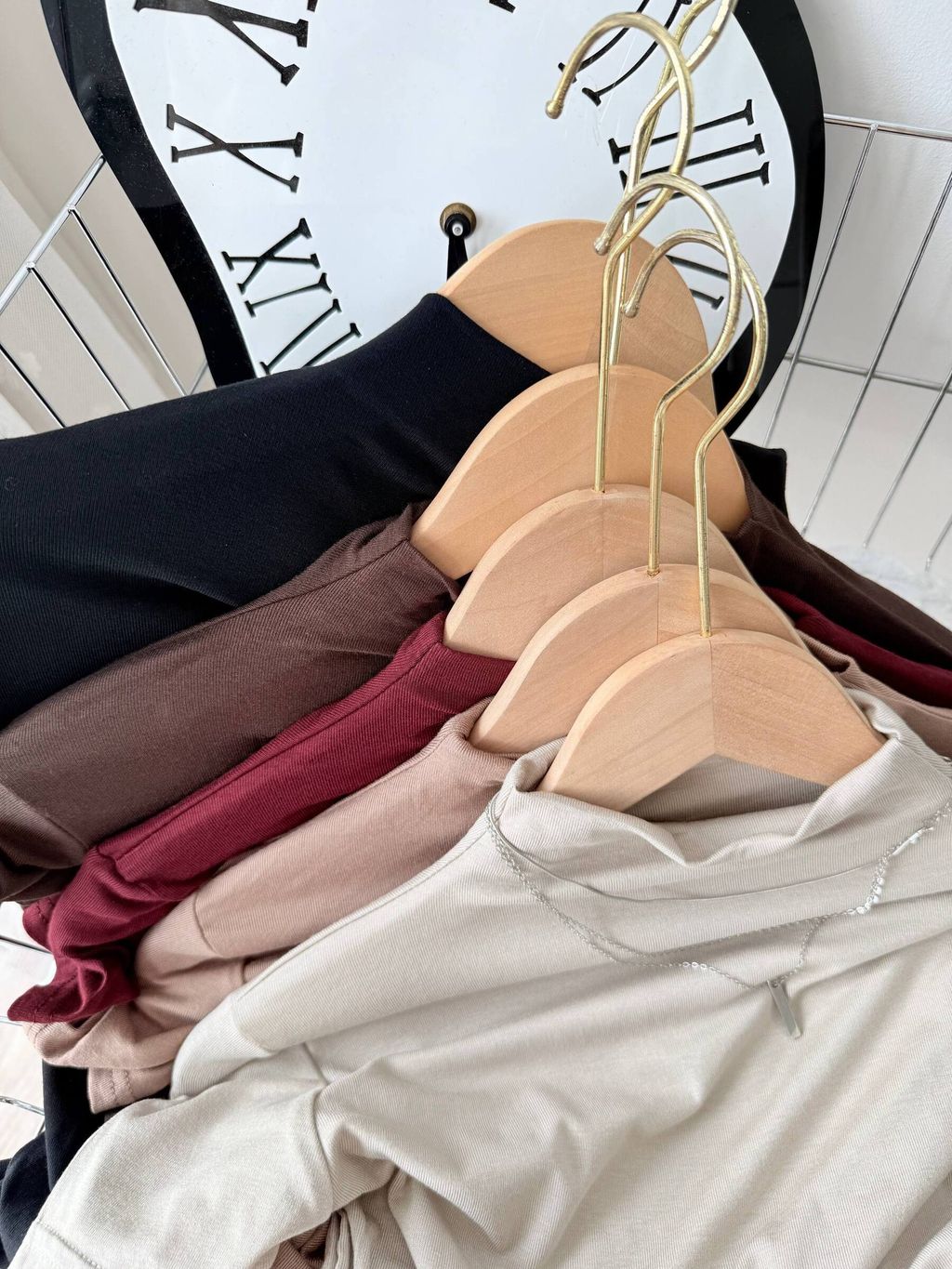 photo_6086699864189242646_w