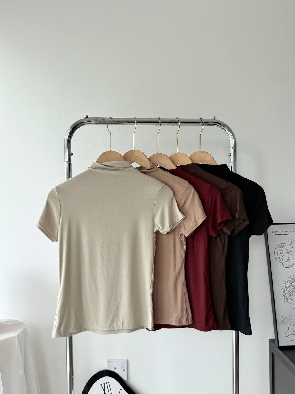 photo_6086699864189242645_w