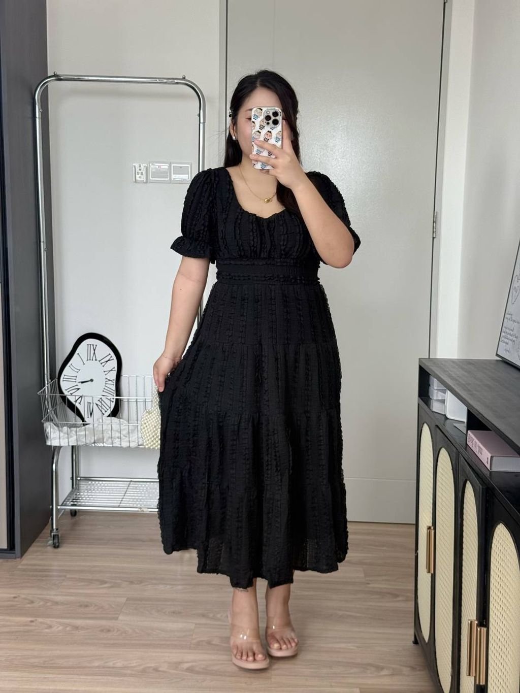 photo_6321010980385047332_y