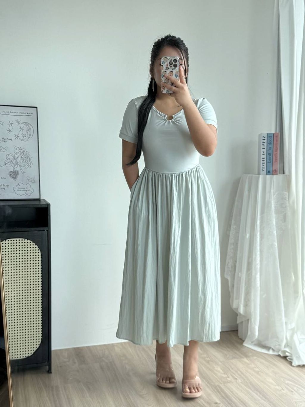 photo_6278220066596177808_y