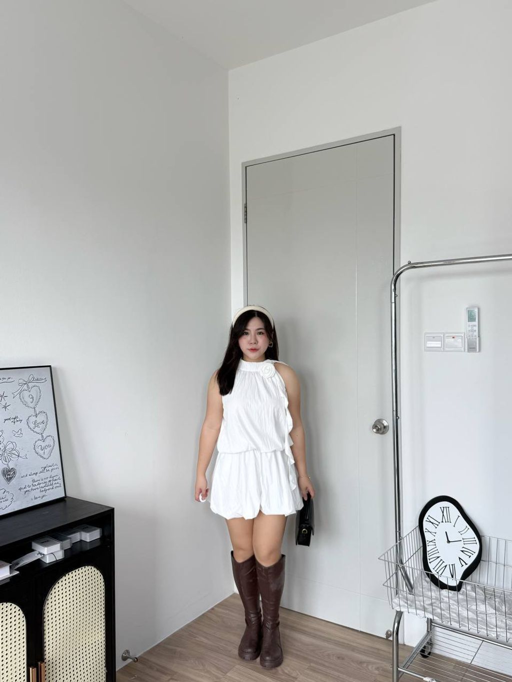 photo_6136368283335638643_y