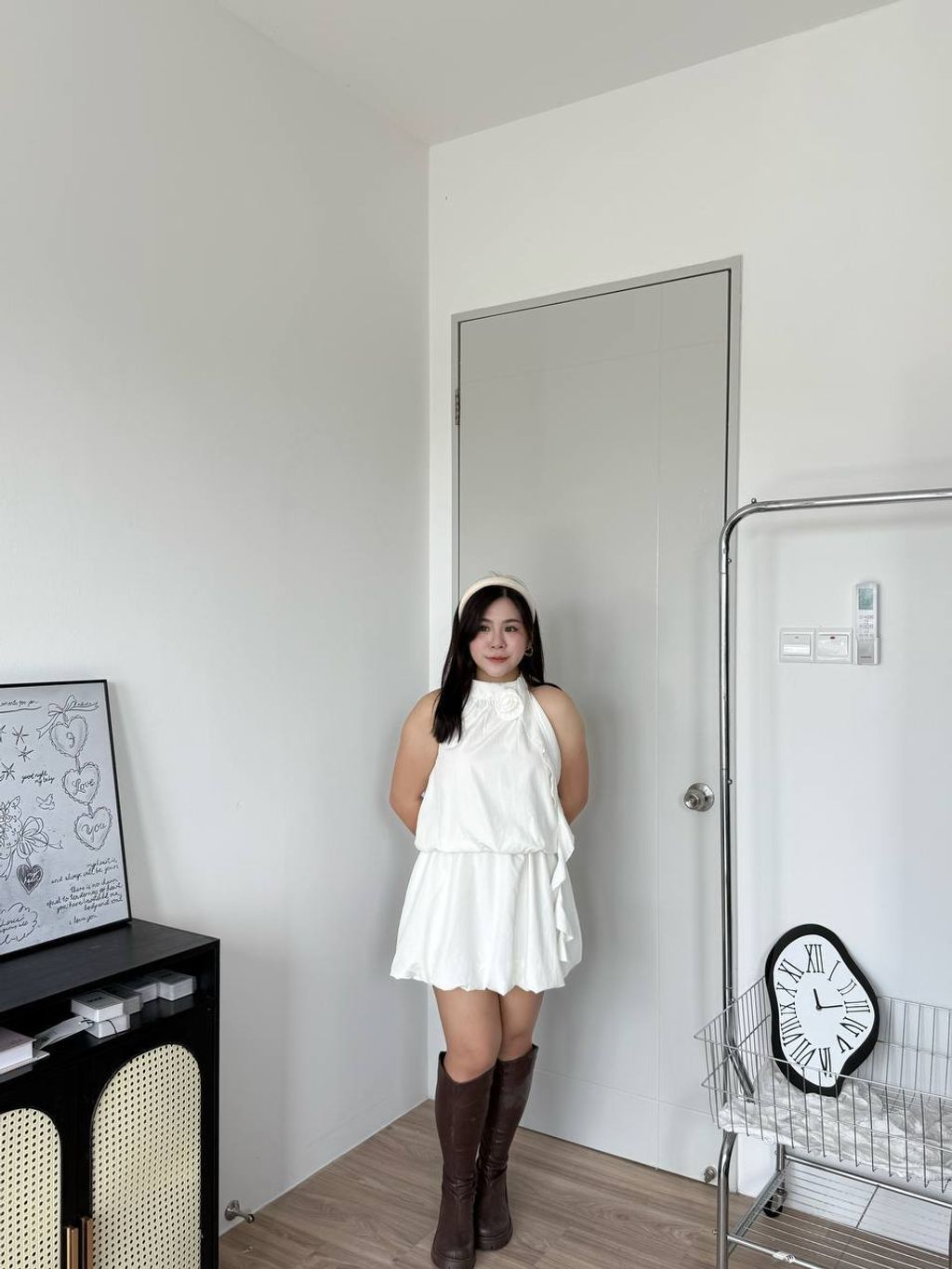 photo_6136368283335638644_y