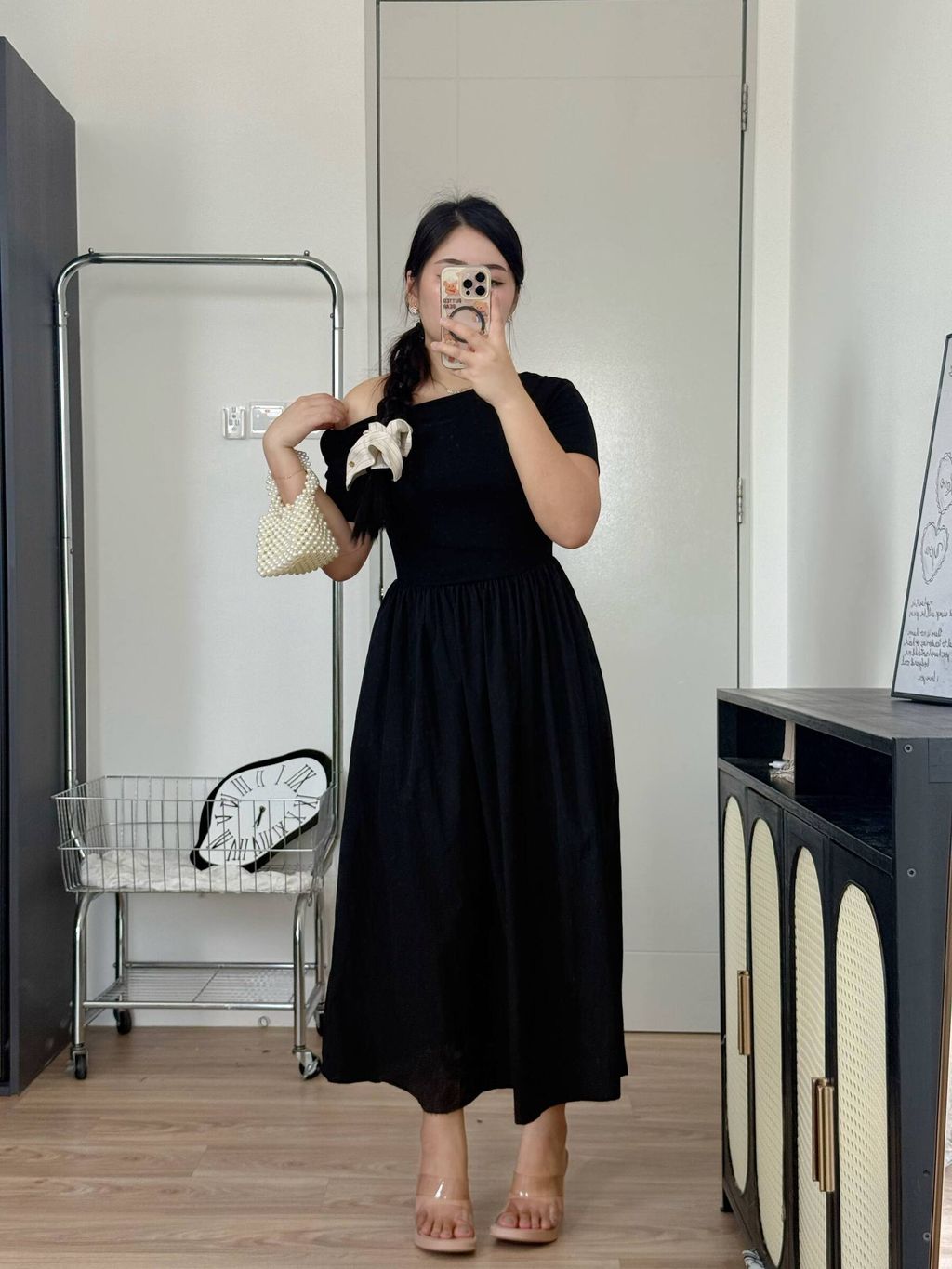 photo_6246645013224213400_w