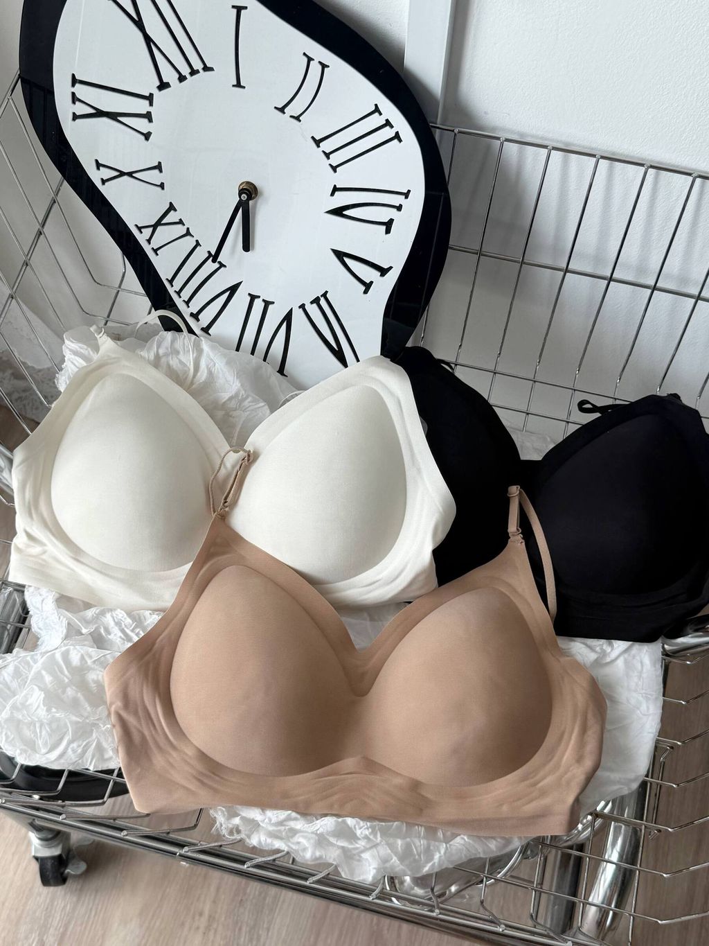 photo_6192664068951755877_w