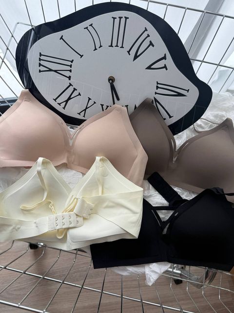 photo_6246789023477650453_w