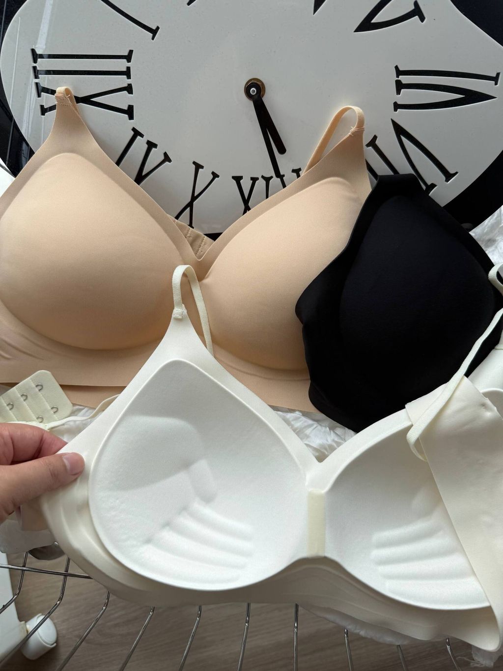 photo_6246789023477650450_w