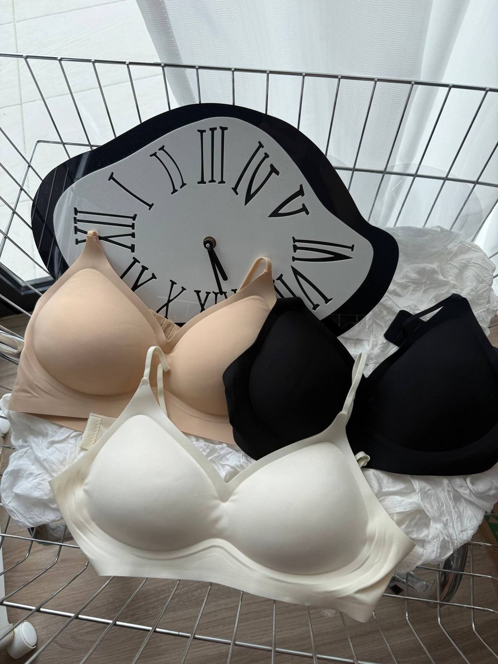 photo_6246789023477650451_w